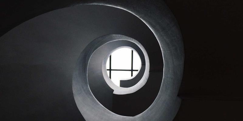 当代苗族青年的文化认同与语言使用状况调查：在传统与现代交织中寻找身份坐标