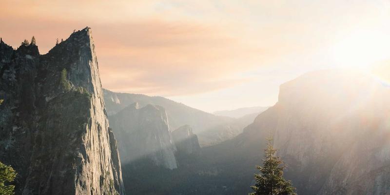 湘西苗族“巴岱”信仰：解码文化遗产中的自然崇拜与银饰背后的祖先祭祀