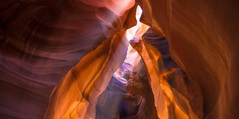 苗族银饰：千年传承的金属史诗与地域文化密码