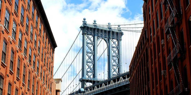 银饰镌刻的迁徙密码：从《跋山涉水》解码中国苗族的地理记忆与文化传承