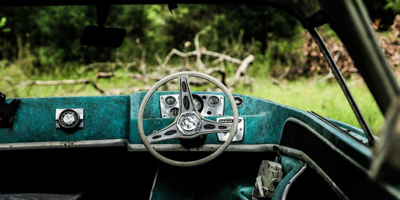 雷山苗族鼓藏节：十三年一度的银饰盛典与社区秩序重构